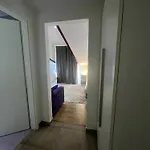 Bed & Breakfast Dela 3*