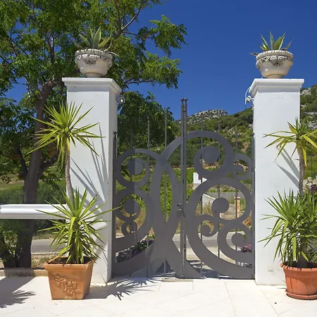 Bed & Breakfast Dela Hvar Town