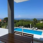 Alojamento de Acomodação e Pequeno-almoço Dela Hvar Town