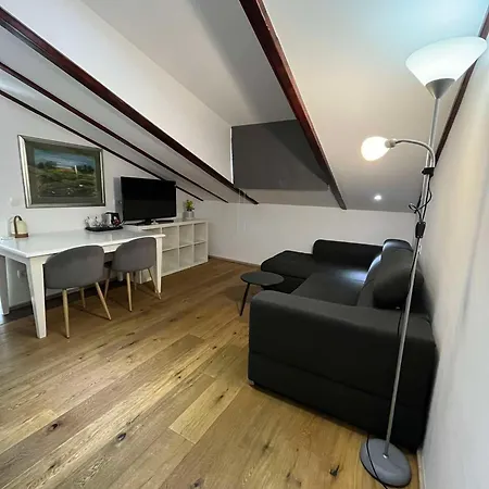 Bed & Breakfast Dela