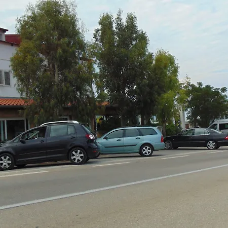 Bed & Breakfast Dela 3*