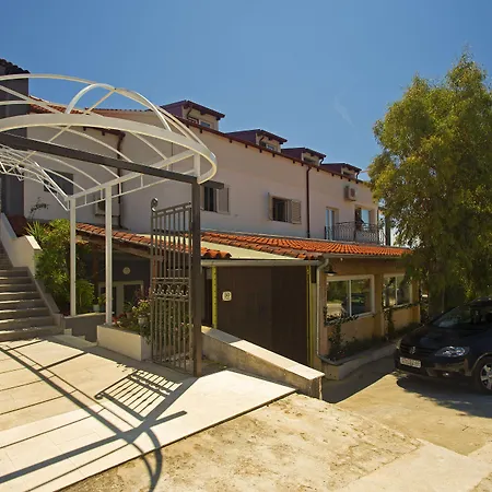 Dela Bed & Breakfast Hvar Town