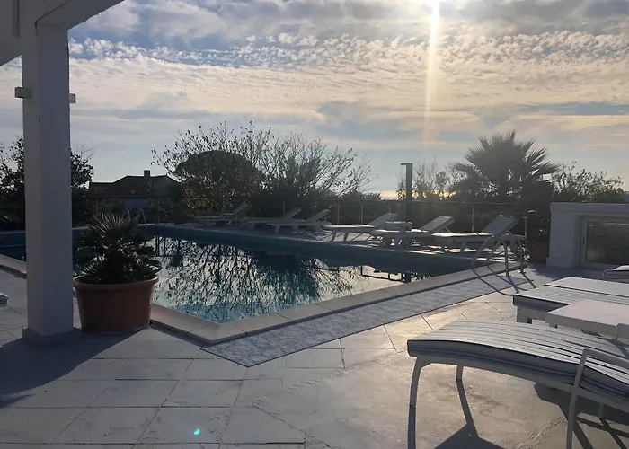 Bed & Breakfast Dela 3*