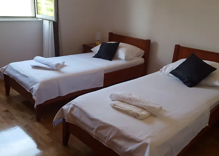 Bed & Breakfast Dela 3*