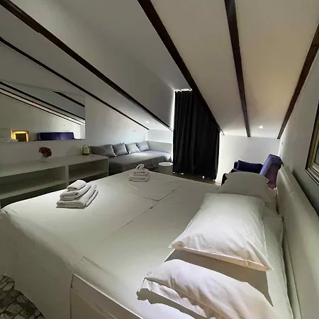 Dela Bed & Breakfast