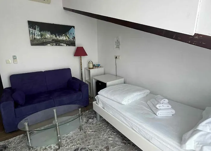 Dela Bed & Breakfast